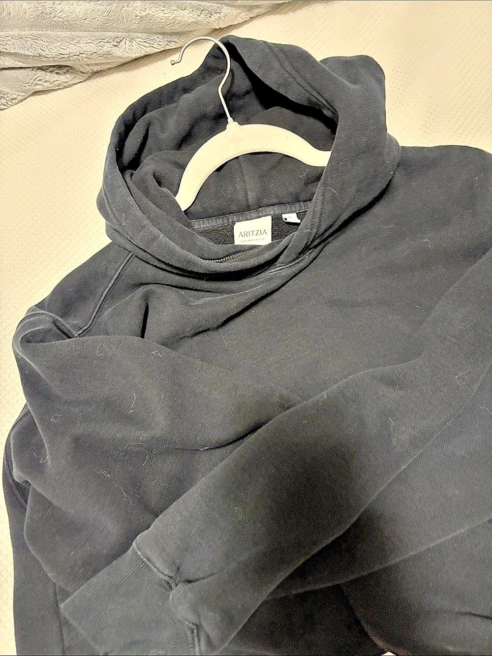 Aritzia Cozy Sweatfleece Boyfriend Hoodie Black